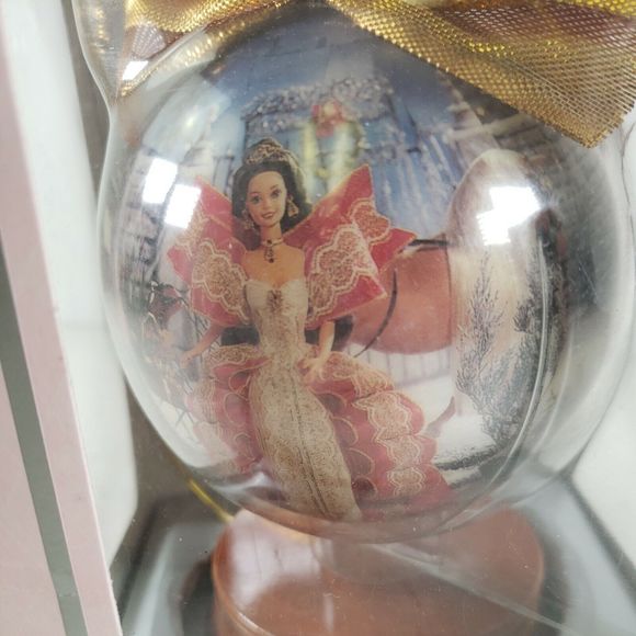 1997 HOLIDAY BARBIE DECOUPAGE ORNAMENT' KMART EXCLUSIVE - Picture 2 of 12